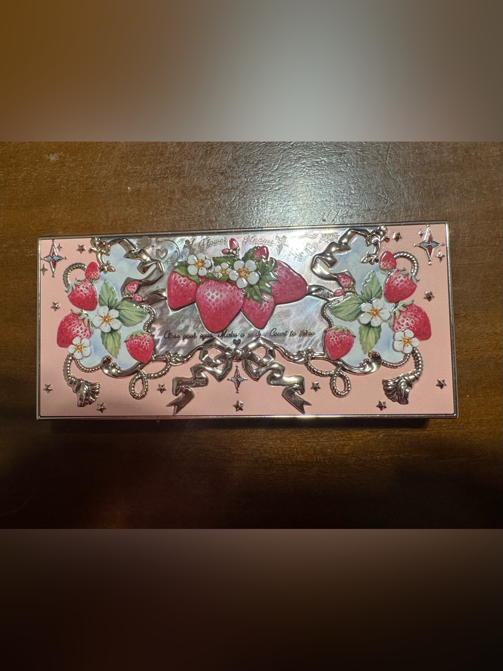 Flower Knows Strawberry Rococo eyeshadow palette